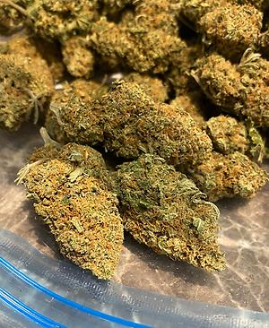 Dank And Creamy UK Grown Wedding Cake - Properly Cured