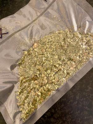 Shake Dust Bottom Bag Buds