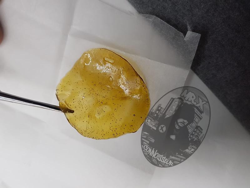 ***OG KUSH SHATTER/WAX***