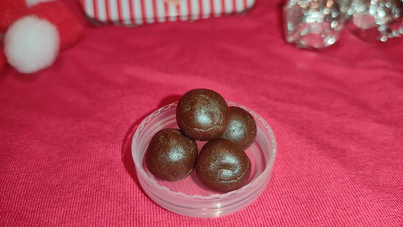 Hash Donuts *Christmas Special*