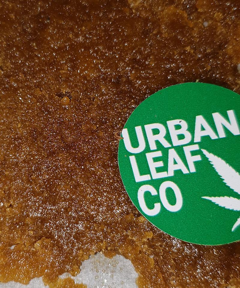 **NEVILLES HAZE FULL BUD CRUMBLE (FREE RM 1ST CLASS)*