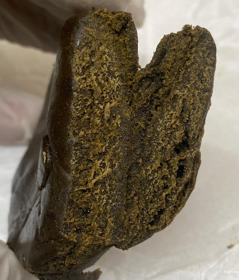 Premium Frozen Grade 🥶 Gooey Hash |  BubbleGum Gelato