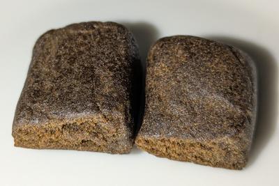 Premium Gold Darker Pollen Hash - Soft / Skunky / top