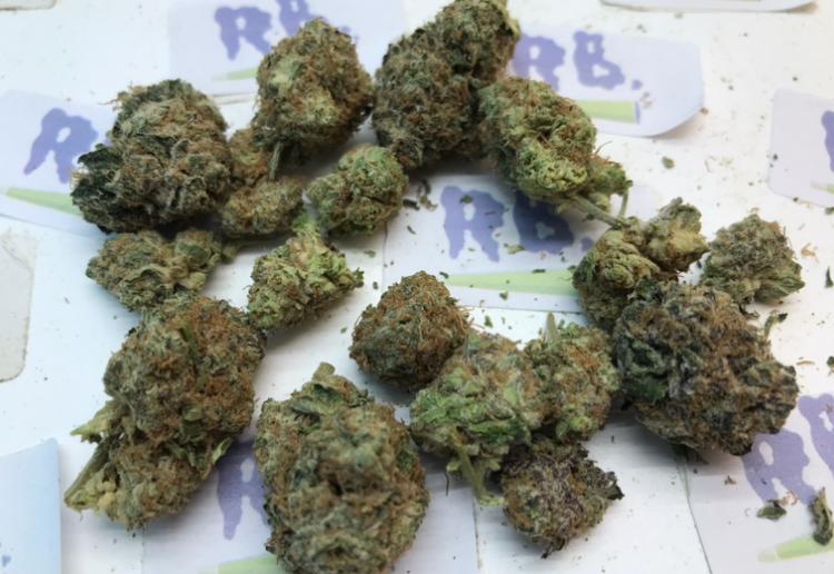 CALI LOOSE SPECIALS TIN QUALITY