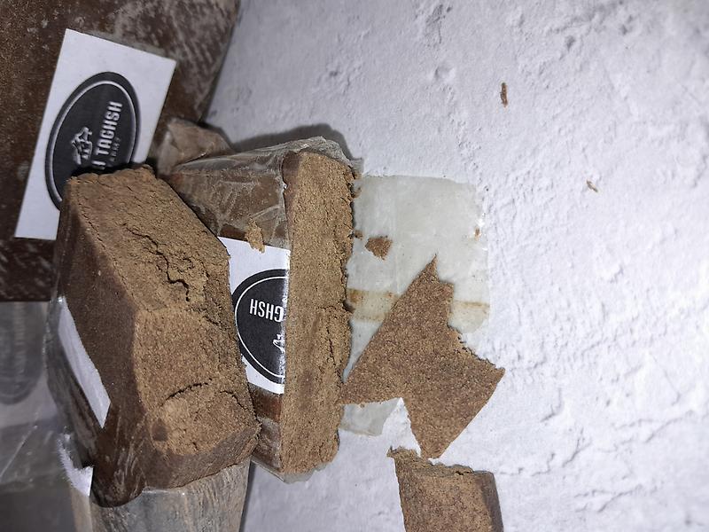 Caviat Kings static lemon haze hash