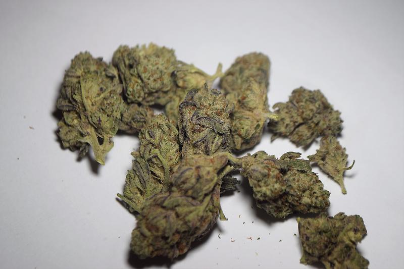 ***StarDawg*** - Lab Cultivated Imports