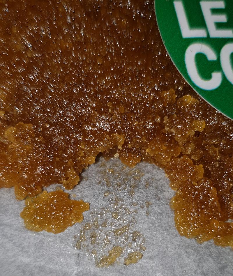 **NEVILLES HAZE FULL BUD CRUMBLE (FREE RM 1ST CLASS)*