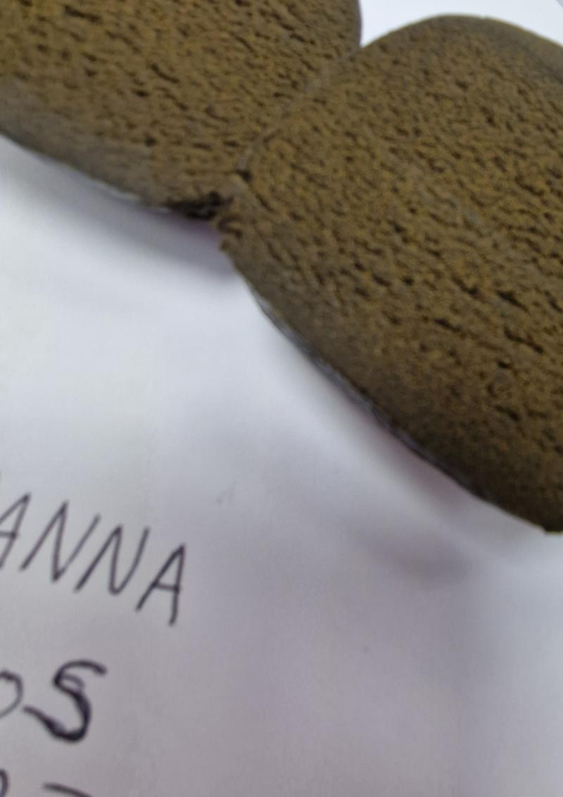 Soft black hash (squidgy black)