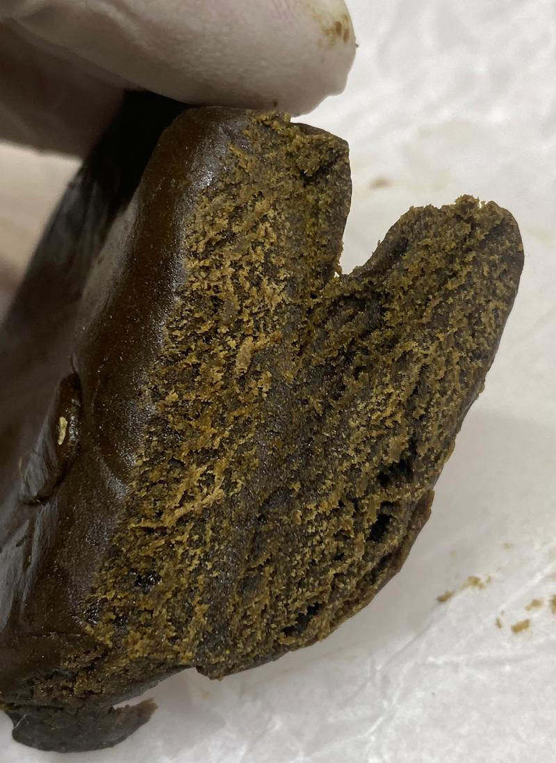 Premium Frozen Grade 🥶 Gooey Hash |  BubbleGum Gelato