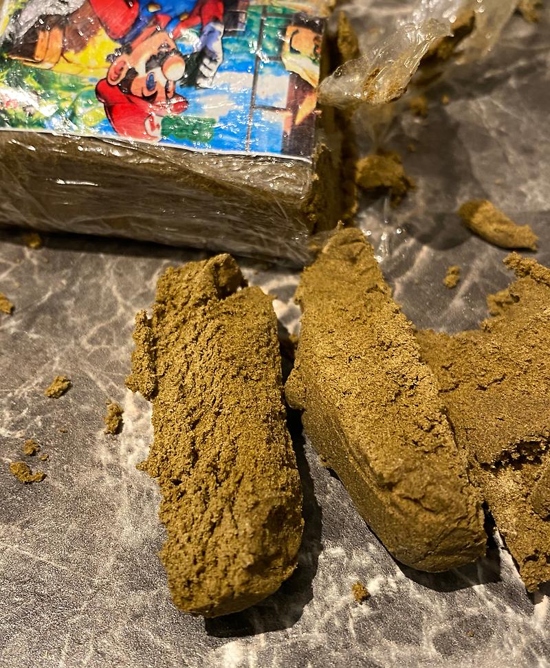 Soft Like Moist Sand Super Fruity Morrocan Pollen Hash